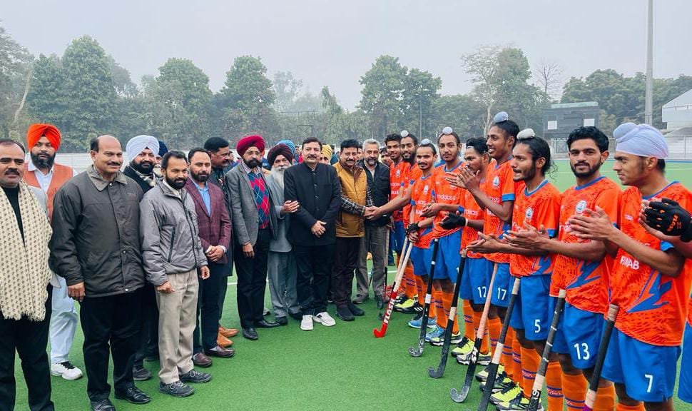 विधायक रमन अरोड़ा ने सुरजीत हॉकी टूर्नामेंट के आयोजन पर विशेष तौर पर की शिरकत