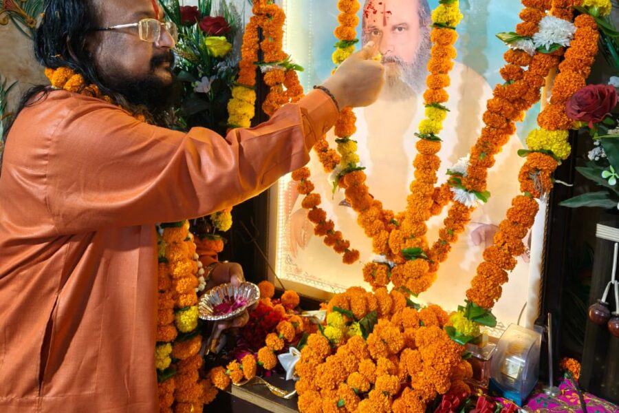 गुरु पूर्णिमा पर श्रद्धा का अद्भुत संगम: महामंडलेश्वर बंसीदास महाराज ने किया गुरुदेव भक्ति दास जी महाराज का पूजन