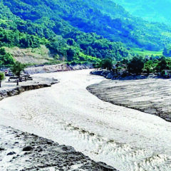 नेपाल बाढ़ से प्रभावित क्षेत्र और बैरियर झील