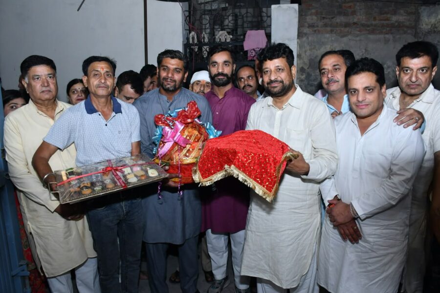 श्री कष्ट निवारण बालाजी मंदिर में शालिग्राम तुलसी विवाह की शगुन रस्म