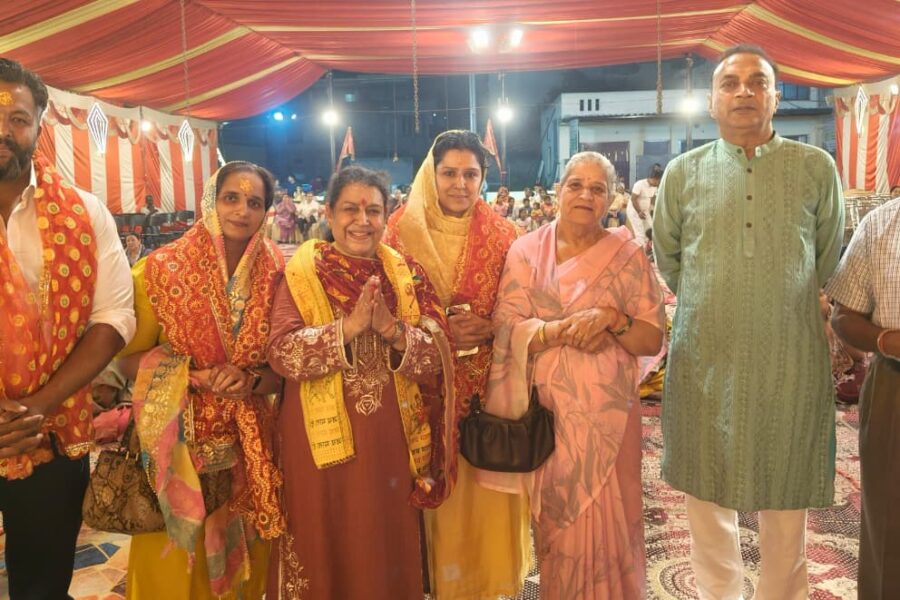 श्री गीता मंदिर नवरात्र महोत्सव में सुमित शर्मा एंड पार्टी की भजन संध्या